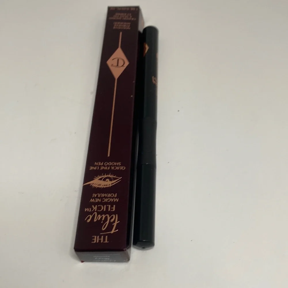 CHARLOTTE TILBURY THE FELINE FLICK QUICK FINE LINE SHODO PEN IN PANTHER NIB